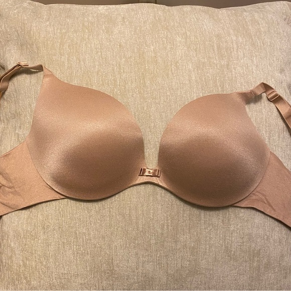 VS Plunge Push Up in Nude 34D